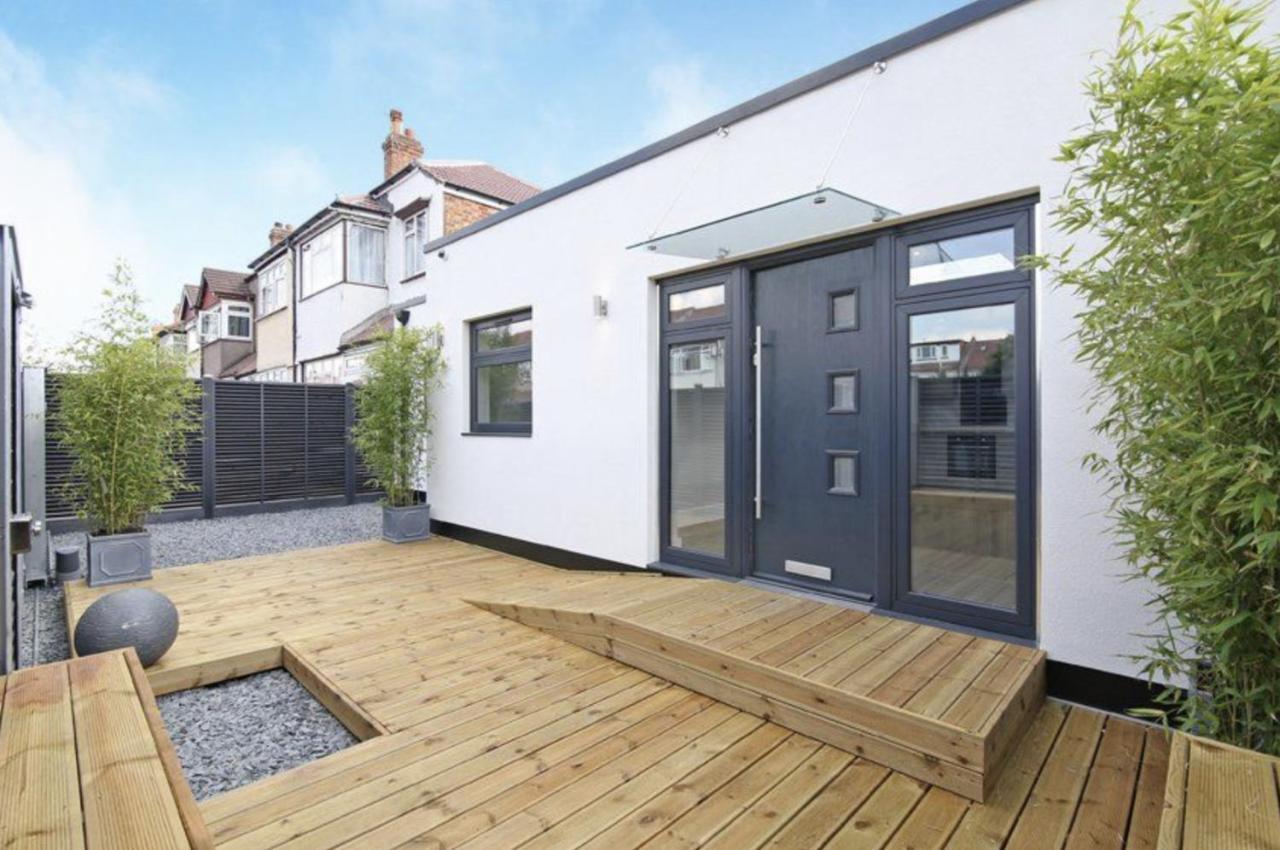 Streatham House - 2 Bedroom - Sleeps 6 - Free Wifi Streatham Vale Buitenkant foto